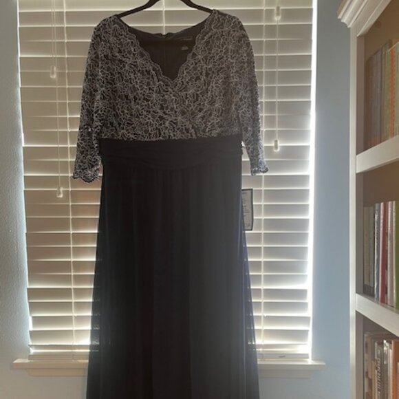 NWT Jessica Howard Long Evening Dress - Picture 1 of 5